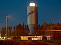 Uusi vesitorni ja säätutka - The New Water Tower with weather radar by night