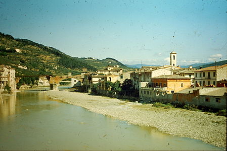 1951 photo, damaged bridge and Toscana landscape