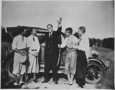 Franklin D. Roosevelt and four others in Warm Springs, Georgia - NARA - 195637.tif