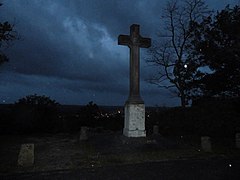 Croix du Calvaire soir 01.jpg