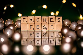 Weihnachten, Schriftzug "FROHES FEST" -- 2020 -- 3721.jpg