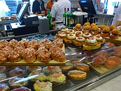 Bilbao - Café Iruña 09.JPG