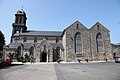 Crozon : église paroissiale Saint-Pierre, vue extérieure d'ensemble 1