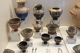 Sub-Mycenaean pottery, 1025-900 BC, AM of Nafpilo, 202244.jpg