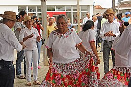 Dança Nhá Maruca - Comunidade Quilombola de Sapatu - 20532952594.jpg