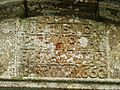 La chapelle Saint-Salomon : inscription sur la façade de la chapelle