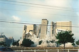 Tampa Stadium demolition.jpg