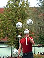 Circus Festival 2007: Juggler with big balls