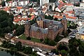 Schloss Johannisburg, der Bergfried der Vorgängerburg wurde in den Schlossneubau bewusst integriert, Bayern