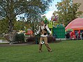 Circus Festival 2007: Juggler with two diabolos