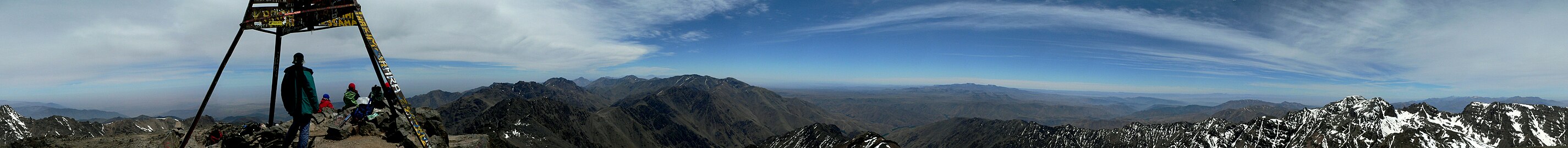 panorama view, left is towards North West, snow fields in Ouanokrim mountain chain.