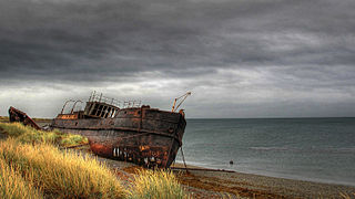 Amadeo, Primer vapor de Chile. San Gregorio, Patagonia, Chile.jpg