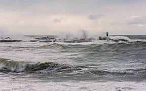 Breaking waves, Sète cf03.jpg