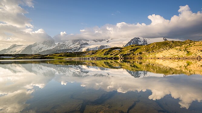 Plateau d'Emparis (PN des Écrins) Photograph: Nuno Alves