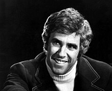 Burt Bacharach 1972 (cropped).JPG