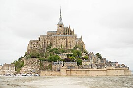 Mont Saint-Michel from the bridge.jpg