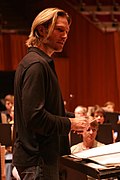 Eric Whitacre conducting at the Sydney Opera House.JPG