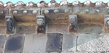 Vizcaínos-Detalle de la iglesia BIC.jpg