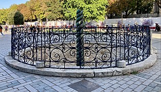 Serpent Column, Istanbul 1.jpg