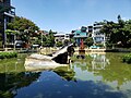 Thumbnail for File:B52 wreckage, Hữu Tiệp Lake, Hanoi (landscape).jpg