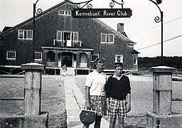 Jeb Bush with Barbra Bush in Kennebunkport, Maine August 1965 (2894).jpg