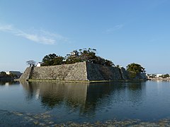 Imabari castle ishigaki.JPG