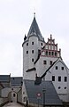 Bergfried mit Eingangstor