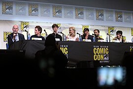 Cast of Fantastic Beasts & Where to Find Them.jpg