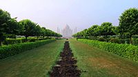 4. Mehtab Bagh facing Taj Mahal Author: G. Kaustav