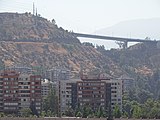 Autopista Nororiente, en su tramo al sur del tunel que cruza el cerro Pirámide.