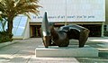 Sculpture in front oh the Tel Aviv Museum of Art