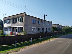 Cиликатная двухэтажка, Светлый, Барановичский район, Беларусь.jpg