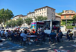 Brocante dominicale à Carpentras 2.jpg