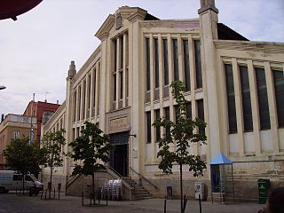 Plaça de Cuba market / Mercat de la Plaça de Cuba.