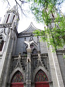 St. Michael's Church in Beijing 08 2011-04.JPG