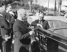 Patenaude et Roosevelt 1936.jpg