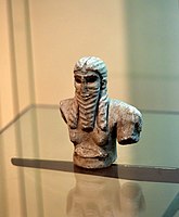 Upper part of a statuette of a male from Diyala Region, Iraq