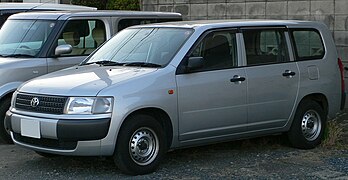 2002 Toyota Probox 01.jpg