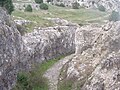 Camino de acceso a las ruinas del Poblado Ibérico del Castellar de Meca en Ayora.