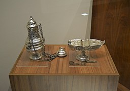 Encenser i naveta, museu Diocesà d'Oriola.jpg