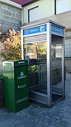 Cabina vella e caixa de Correos en Cangas.jpg