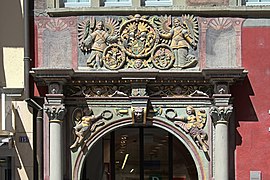 Schaffhausen Haus zum Goldenen Ochsen entrance.jpg