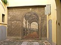 Interno a trompe-l'oeil di un antico palazzo del centro.