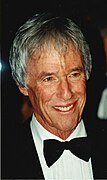 Burt Bacharach 2000.jpg