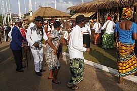 Groupe danse sud ouest.jpg