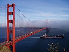 Golden Gate Bridge Yang Ming Line.jpg