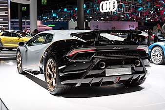 Lamborghini Huracán Performante - rear