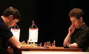 Svidler Adams 06 08 2006.jpg