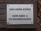 English: Artwork "Odins Raben und die Midgardschlange" at Burgplatz, Weimar, Thuringia, Germany