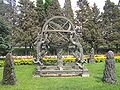 明代浑仪复制品 a replica of Ming Dynasty's Armillary Sphere in the garden